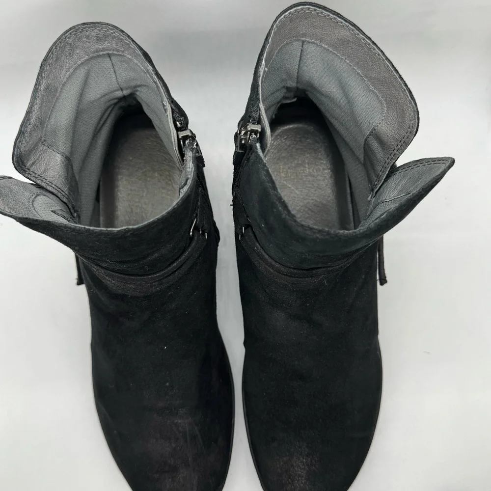 Dansko Black Suede Ankle Boots Evelyn Wedge Heel Side Zip Women's 38 Classic
